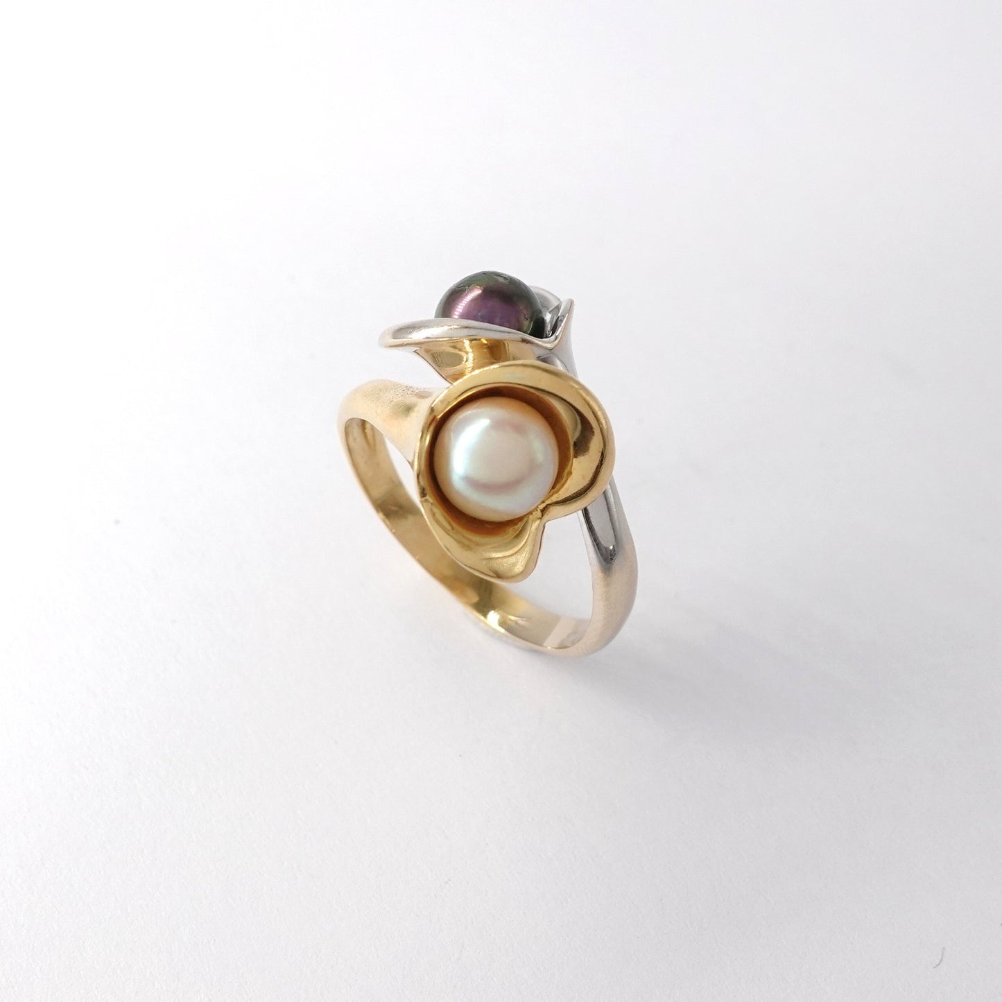Anello contrariè