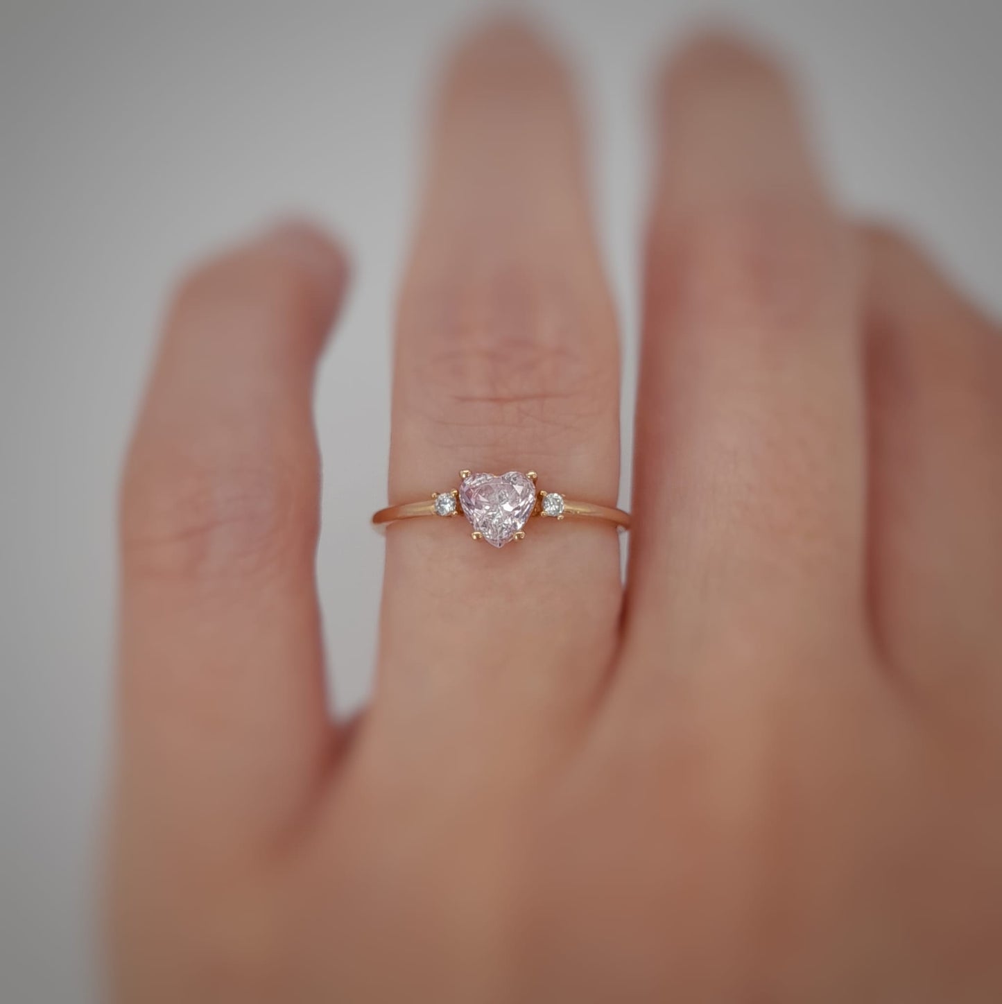 Anello con cuore rosa