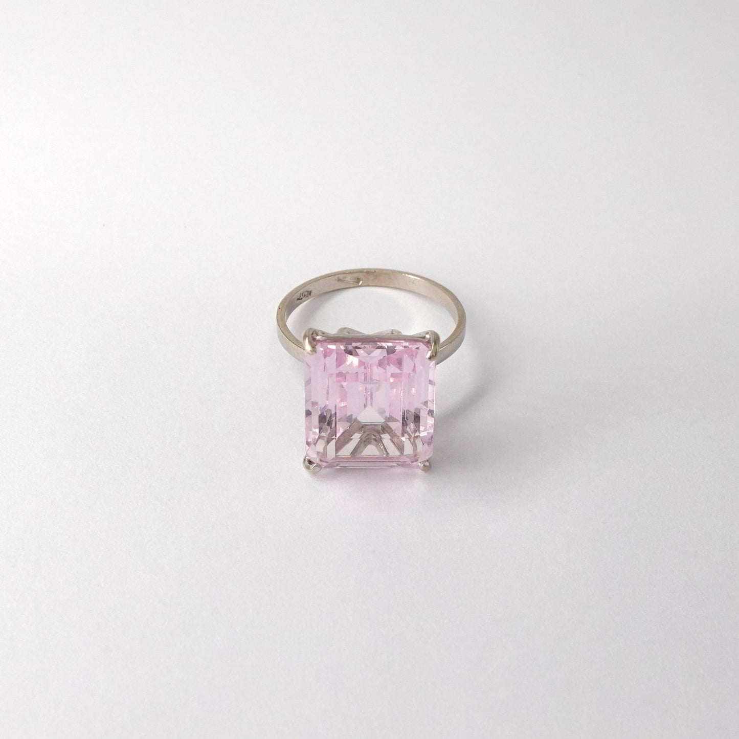 Anello  con quarzo rosa