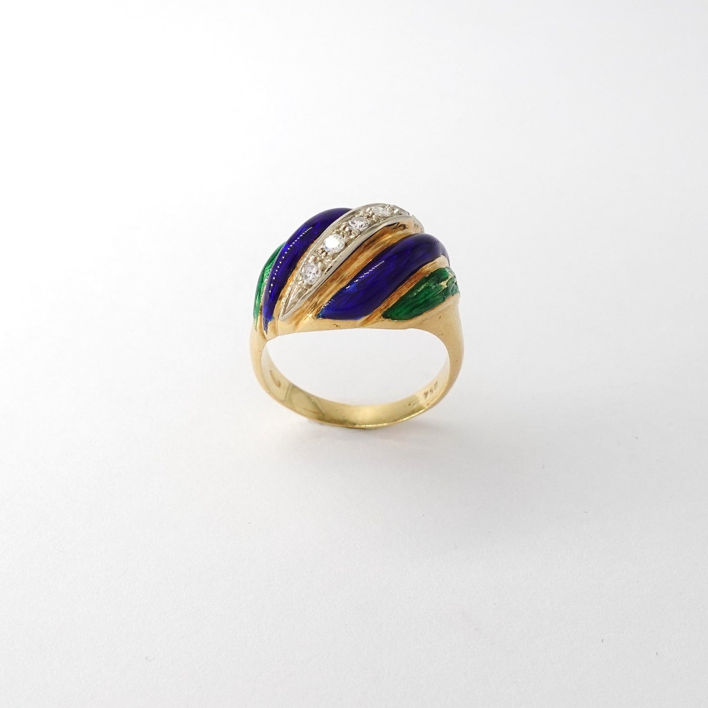 Anello con smalti colorati
