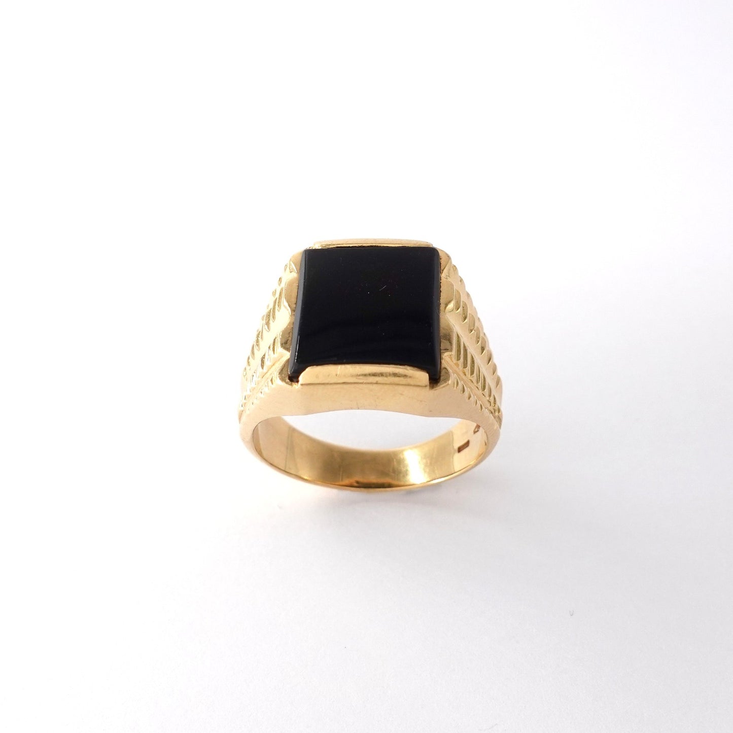 Anello con onice quadrata