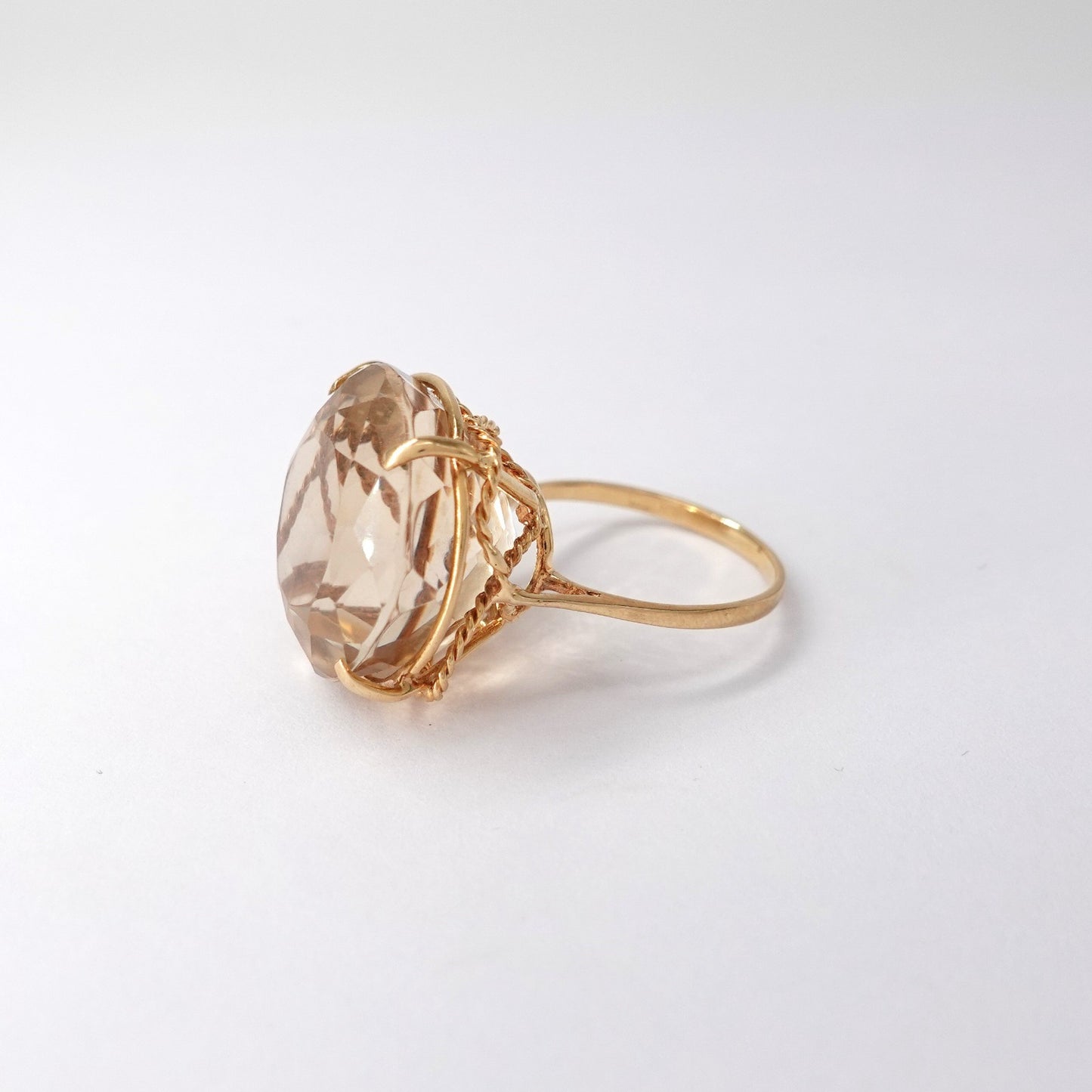 Anello  con quarzo citrino