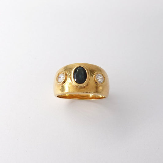 Anello con zaffiro e zirconi