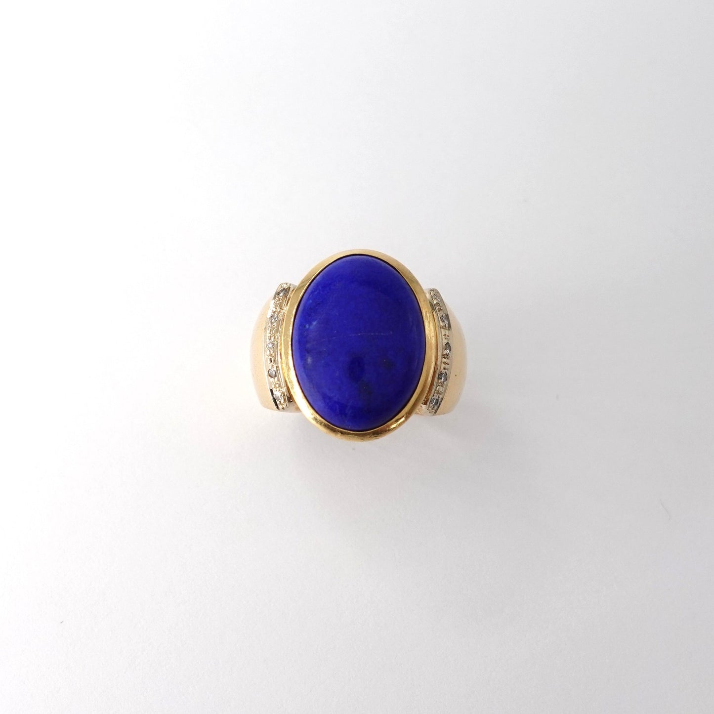 Anello con lapislazzuli e diamanti