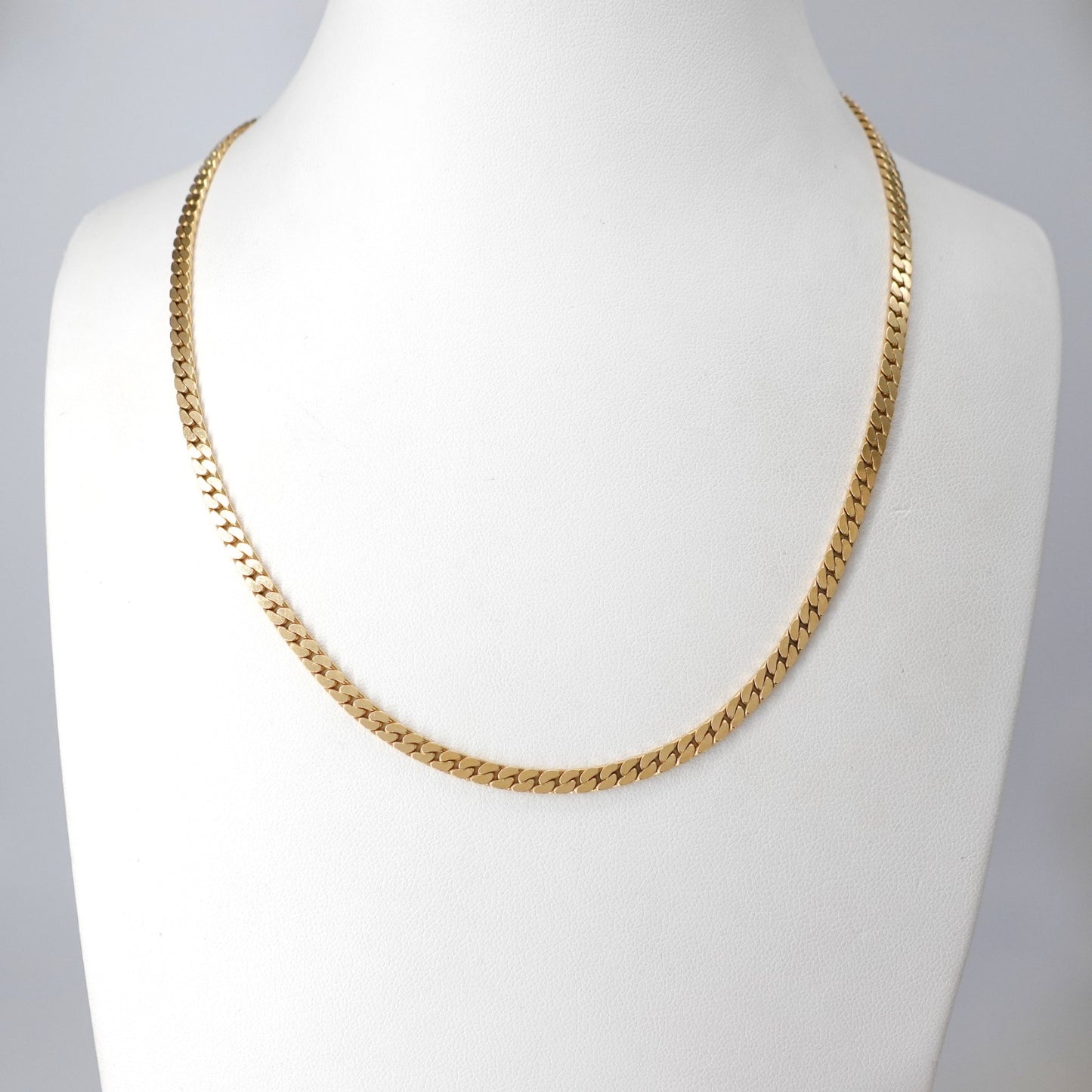Collana a maglia piatta