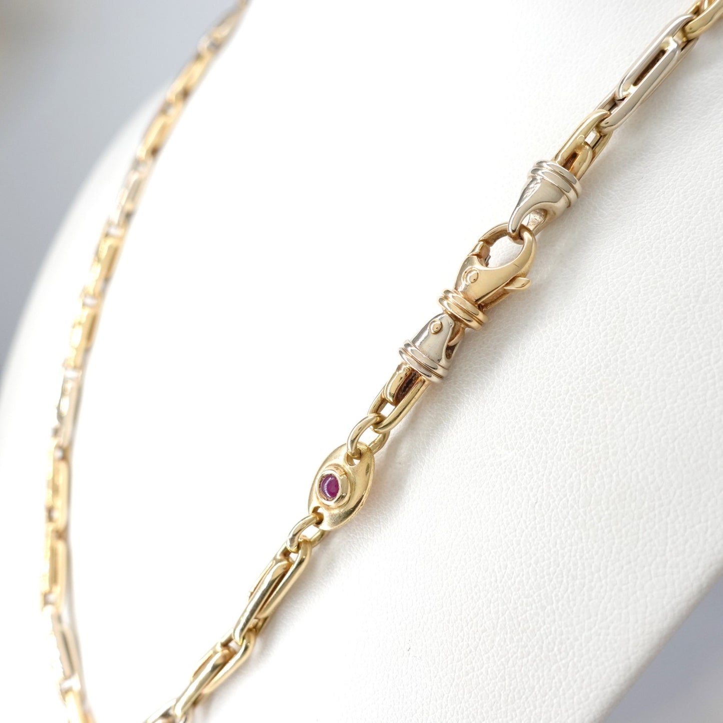 Collana  con maglia a segmenti