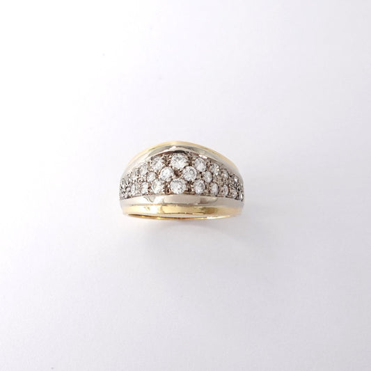 Anello con fascia ti diamanti