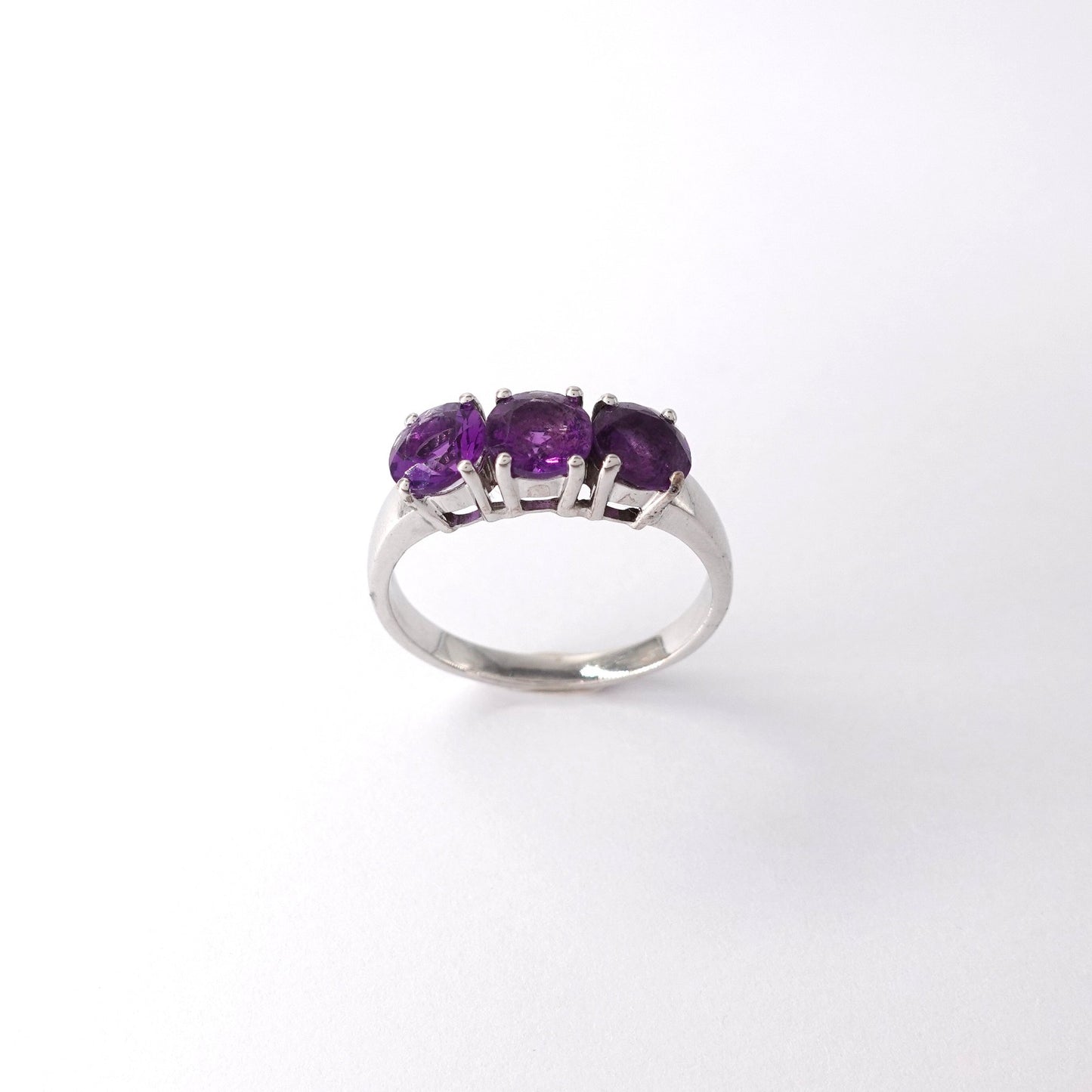 Anello  e ametiste
