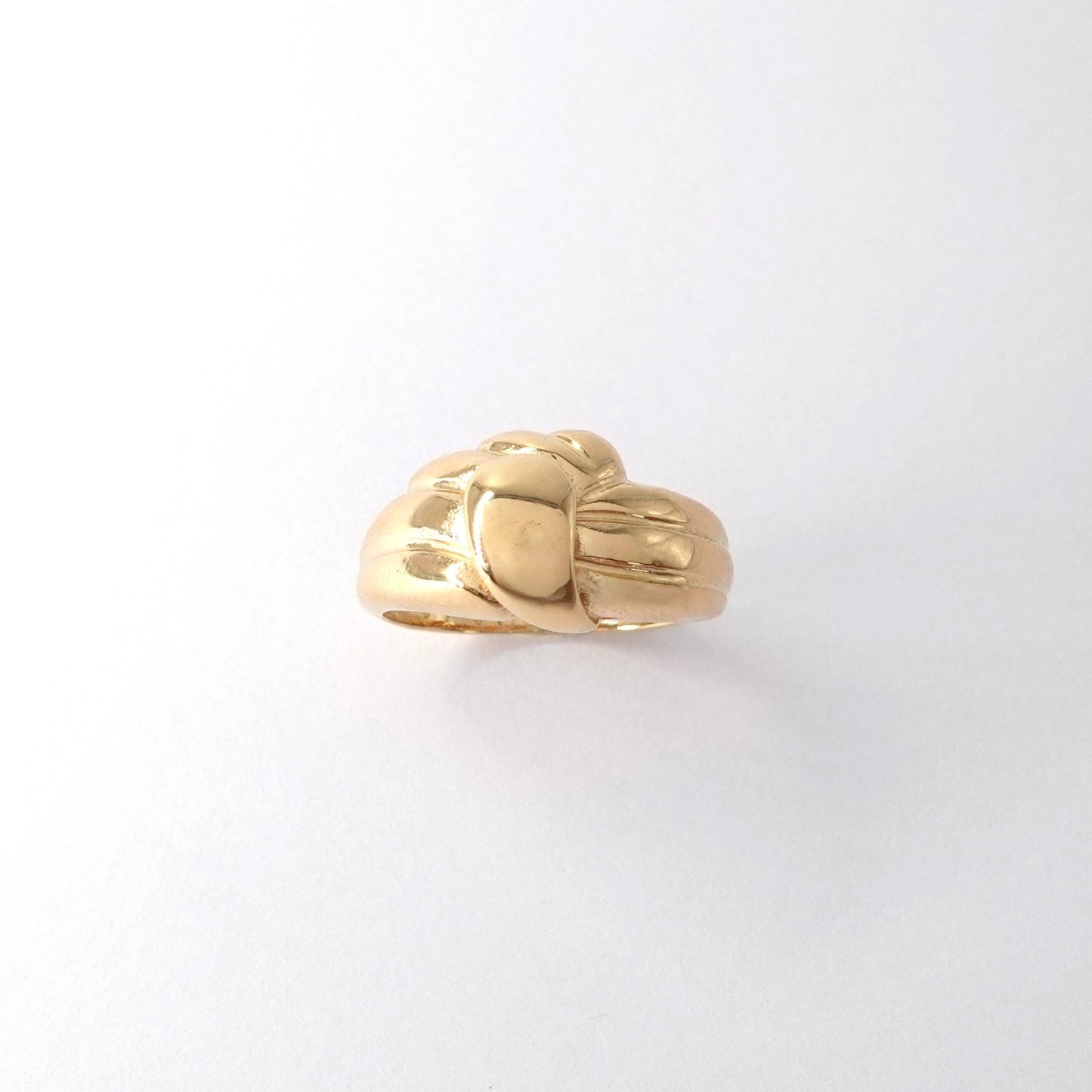 Anello a fascia lavorata