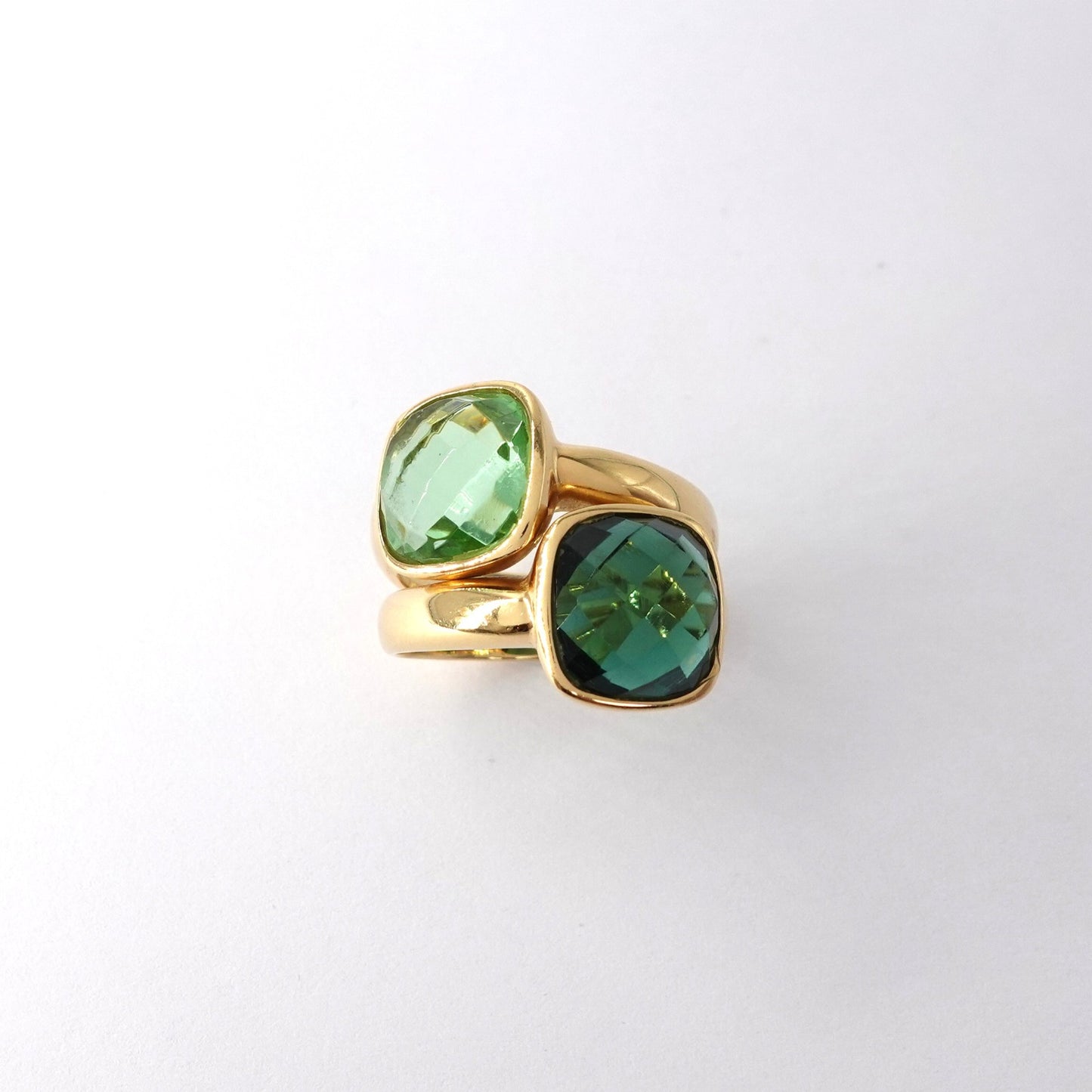 Anello contrariè