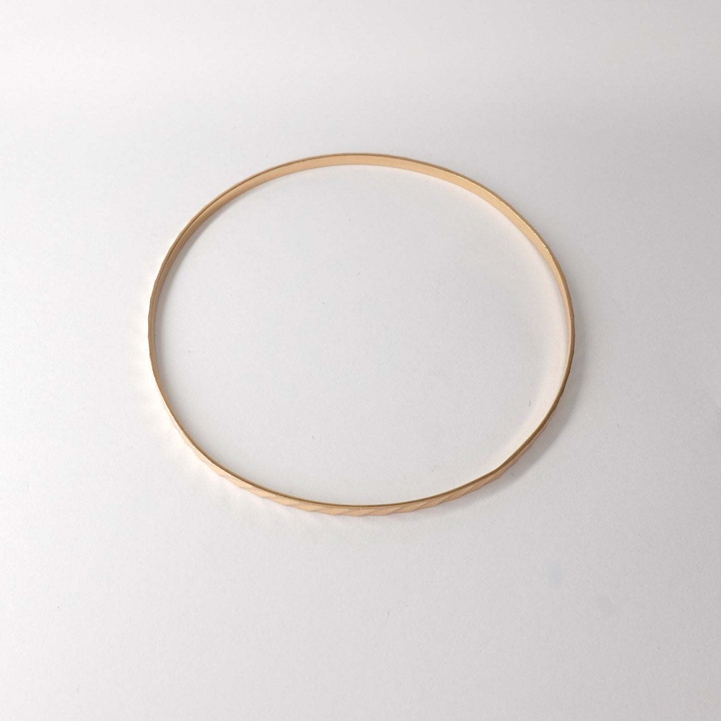 Due bracciali a cerchio
