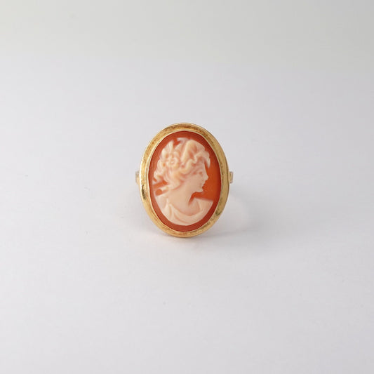 Anello  con cammeo