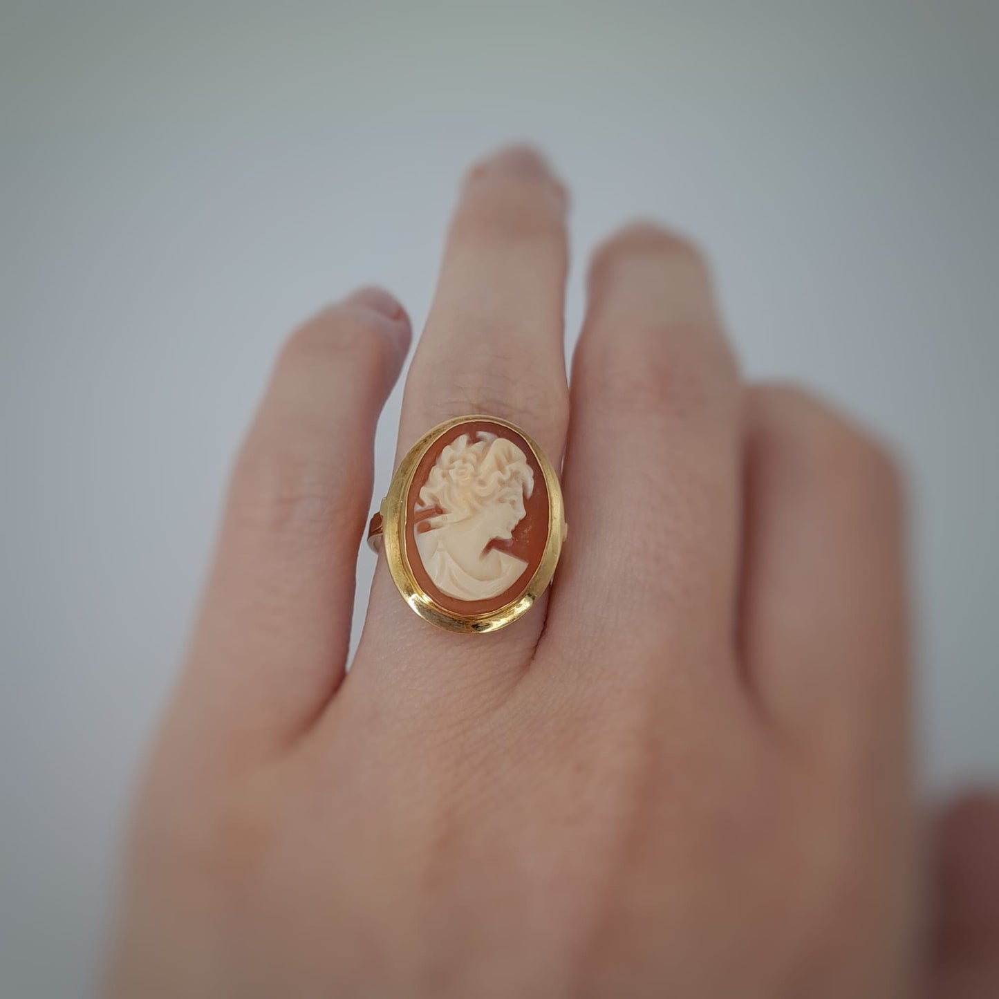 Anello  con cammeo