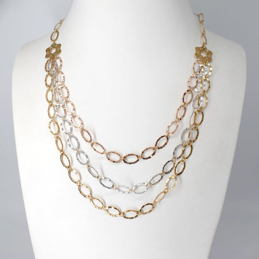 Collier  composto da  tre catene