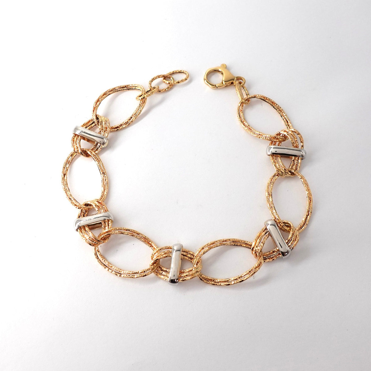 Bracciale a Grandi Anelli Intrecciati