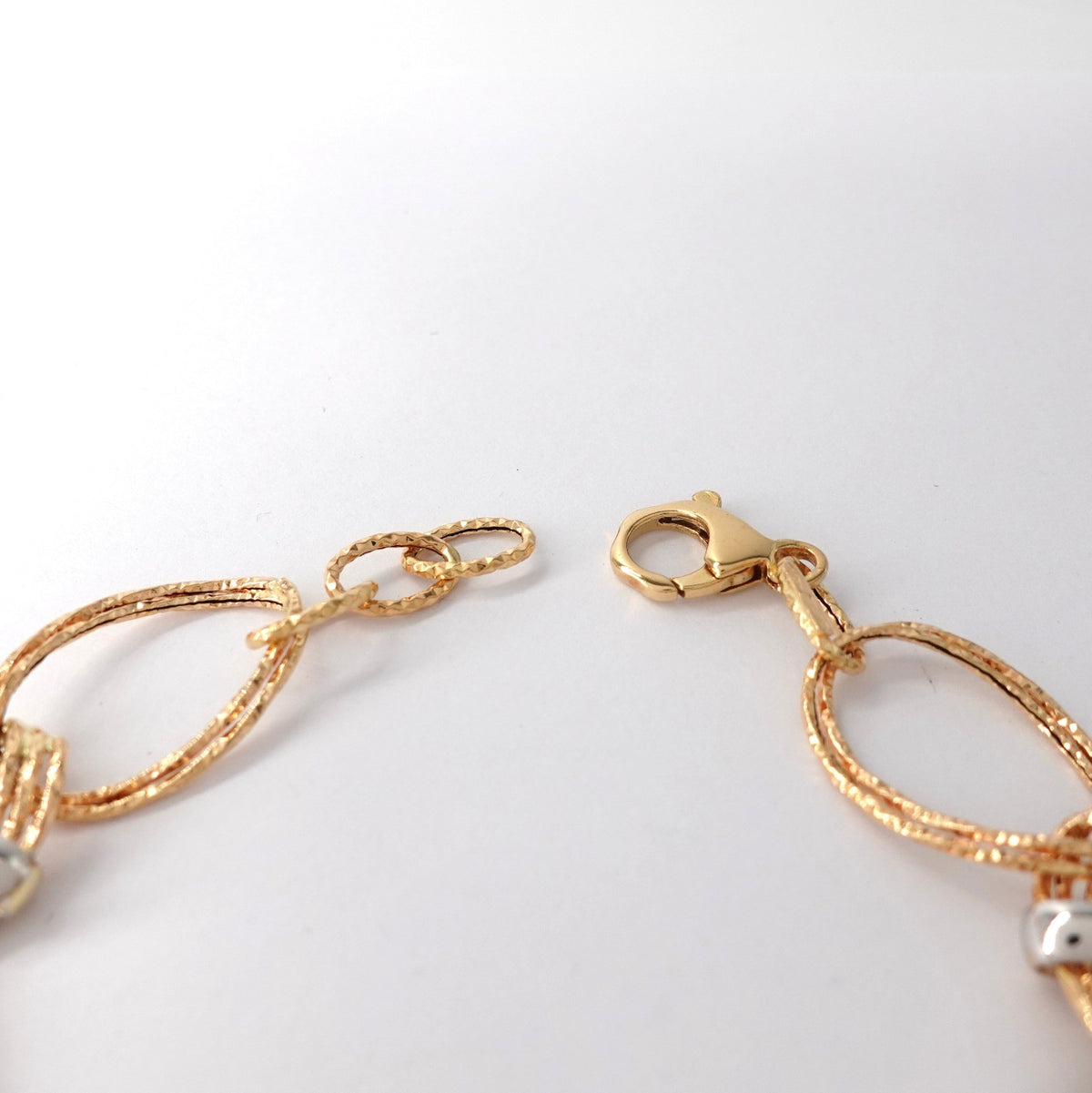 Bracciale a Grandi Anelli Intrecciati