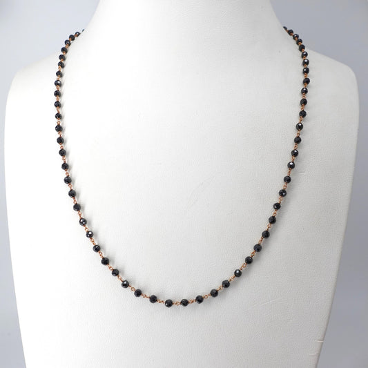 Collana Rosario con spinelli neri