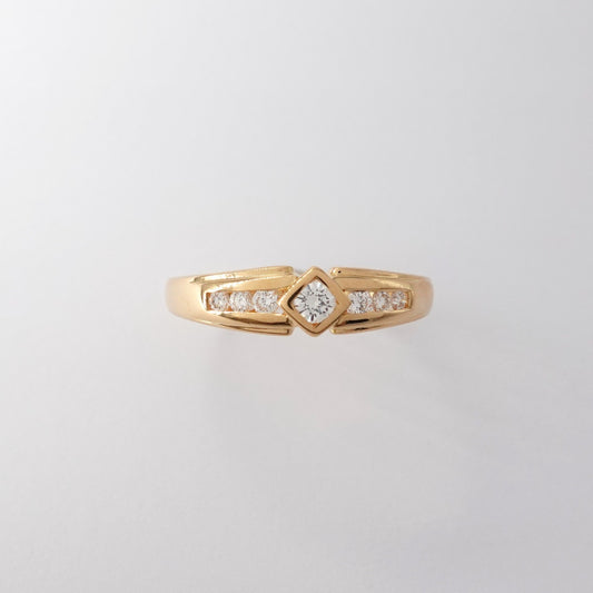 Anello Solitario Geometrico con Diamanti