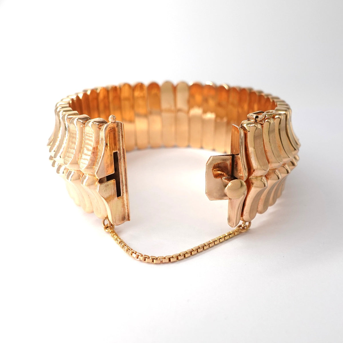 Bracciale Scultoreo a Fascia Alta "Manchette"