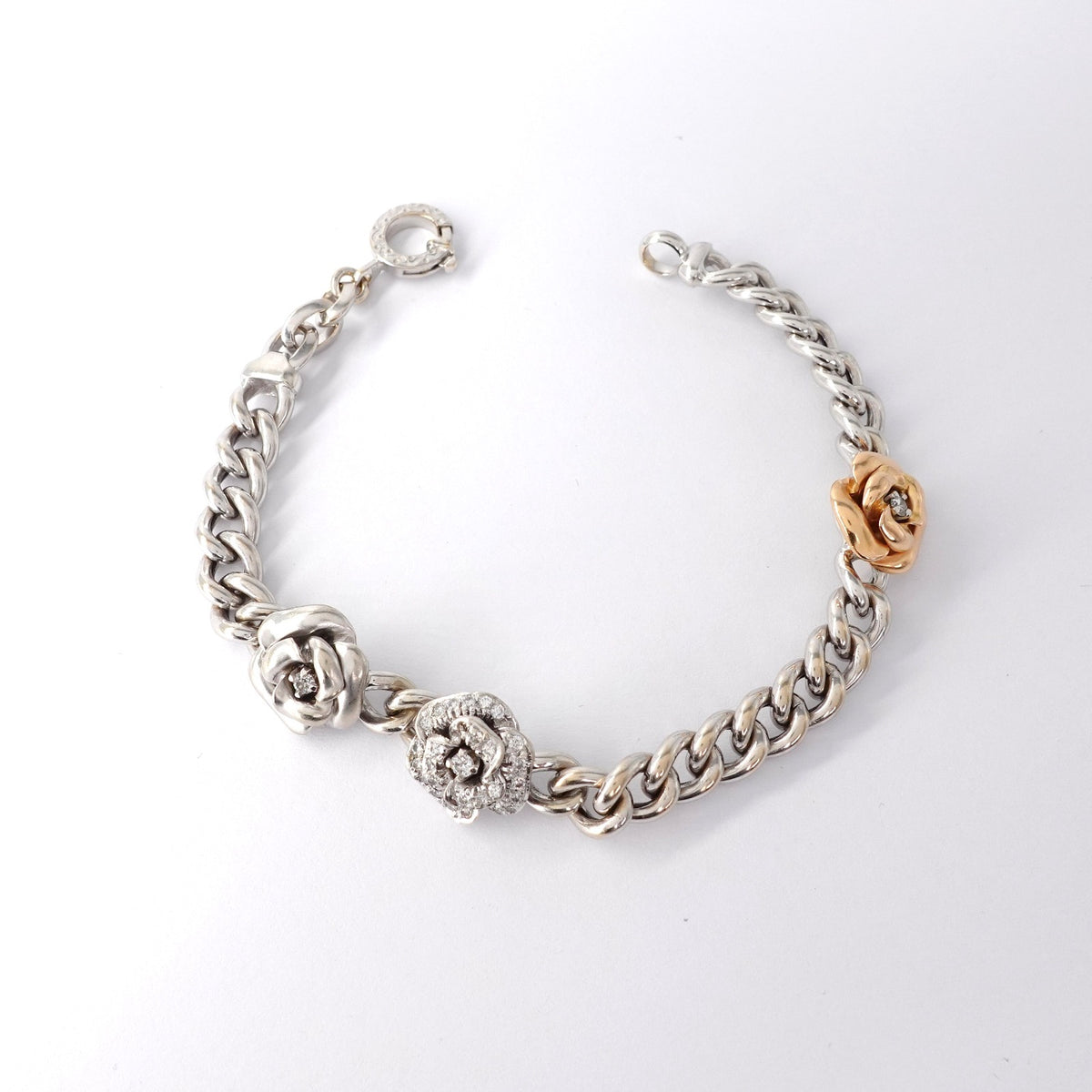 Bracciale Groumette con Rose Tridimensionali e Diamanti