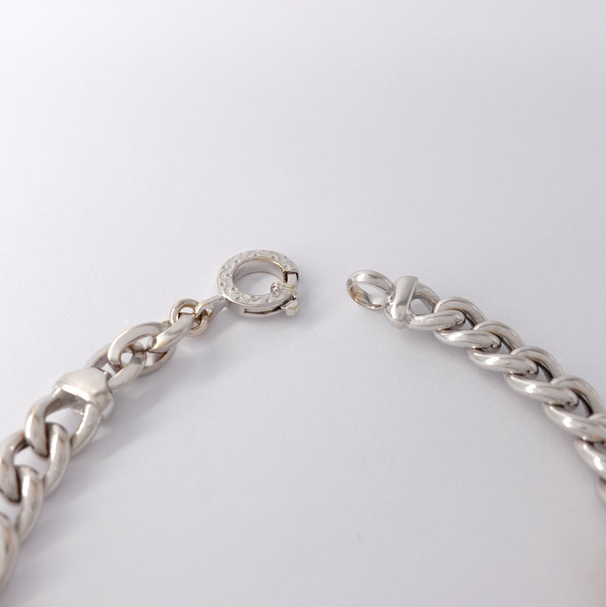 Bracciale Groumette con Rose Tridimensionali e Diamanti