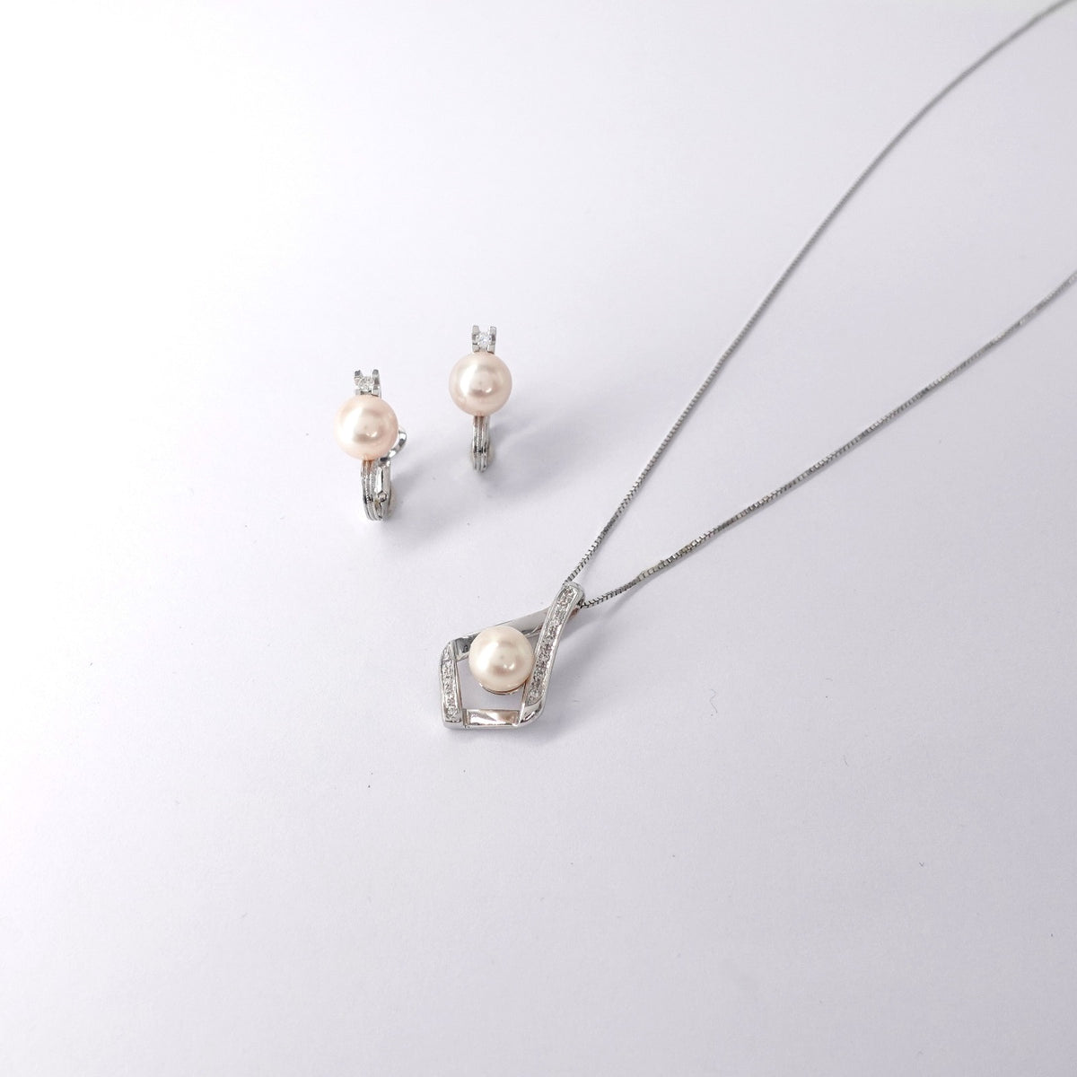 Parure con Perle e Diamanti