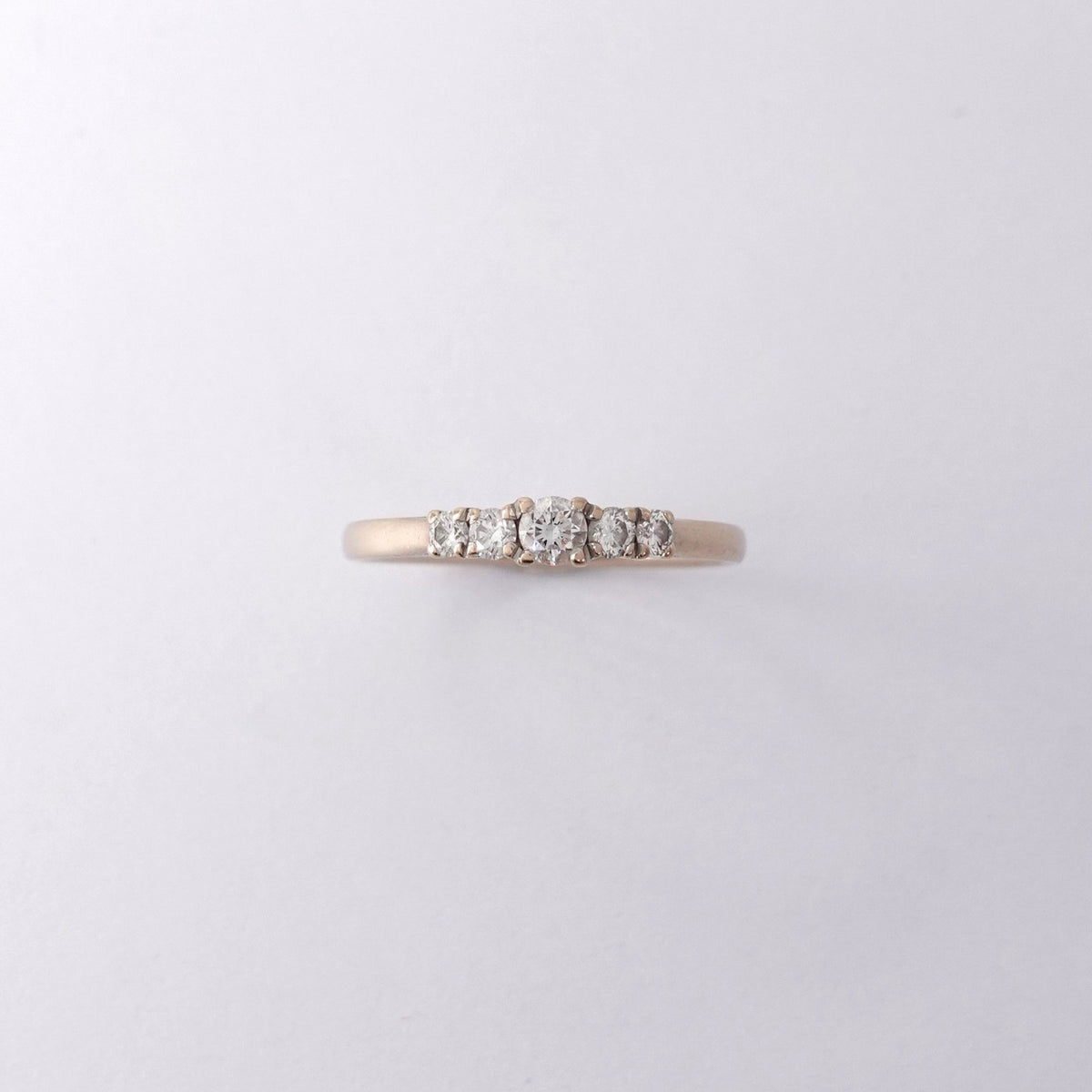 Anello Riviera  con Diamanti