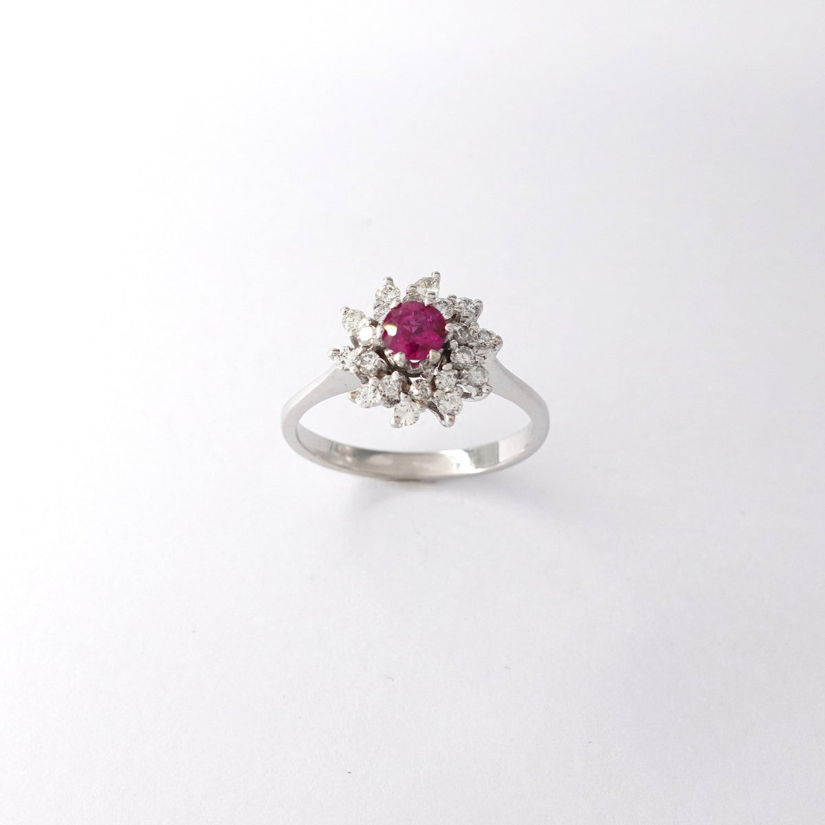 Anello Margueriten con Rubino e Diamanti