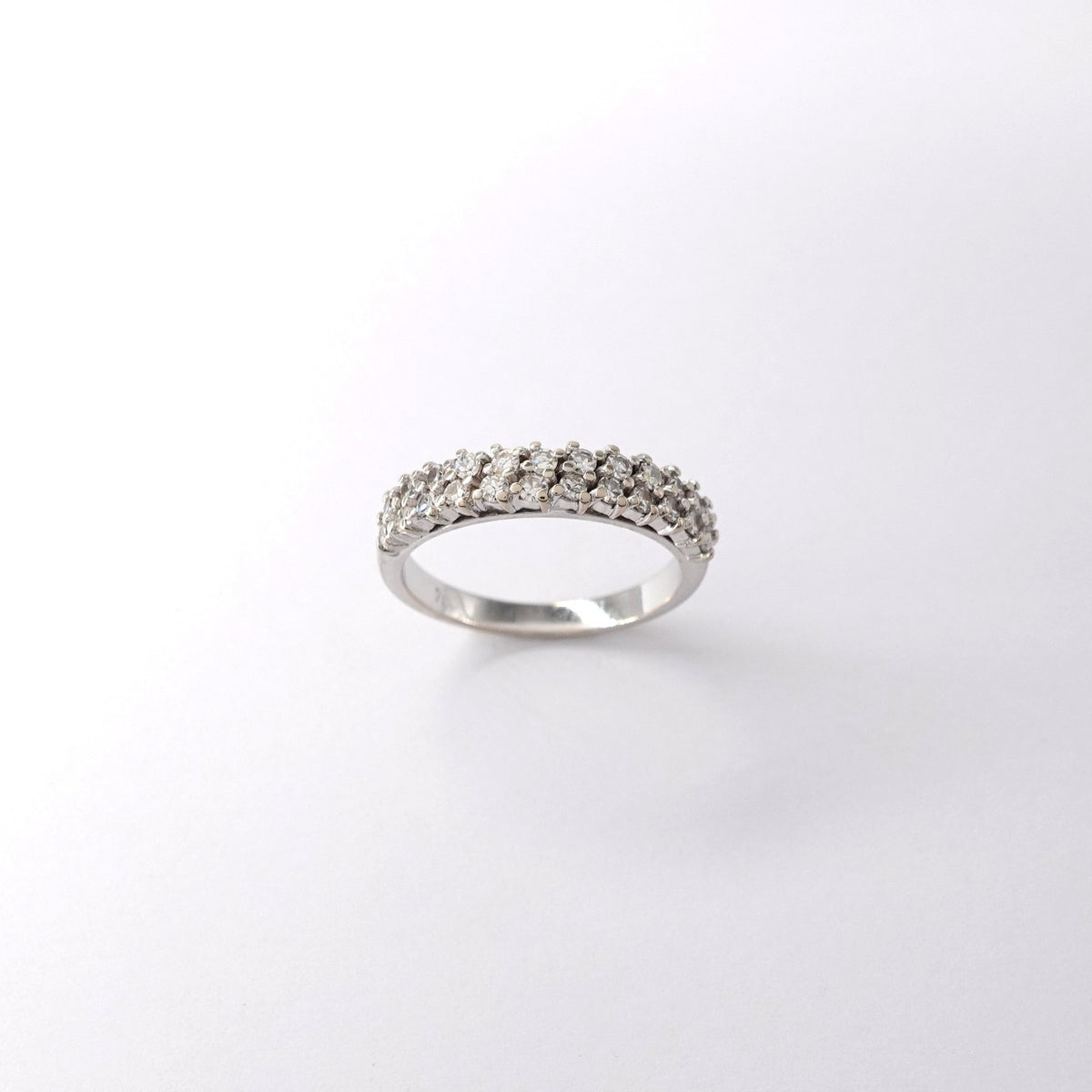 Anello Fascia  con Diamanti