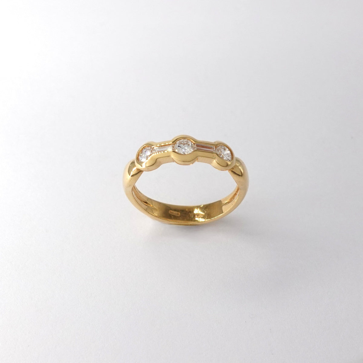 Anello con Diamanti Taglio Brillante e Baguette