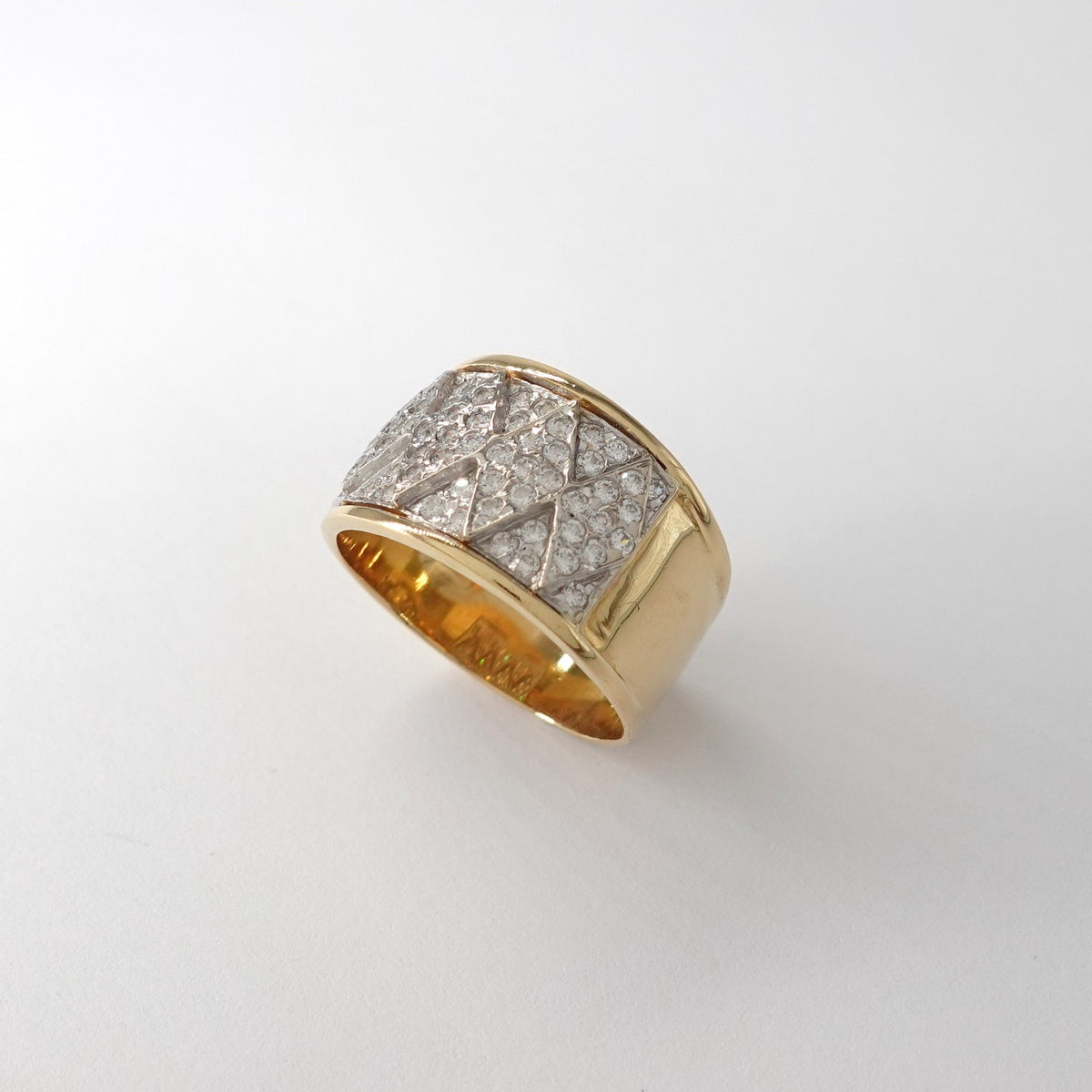 Anello a Fascia con Zirconi