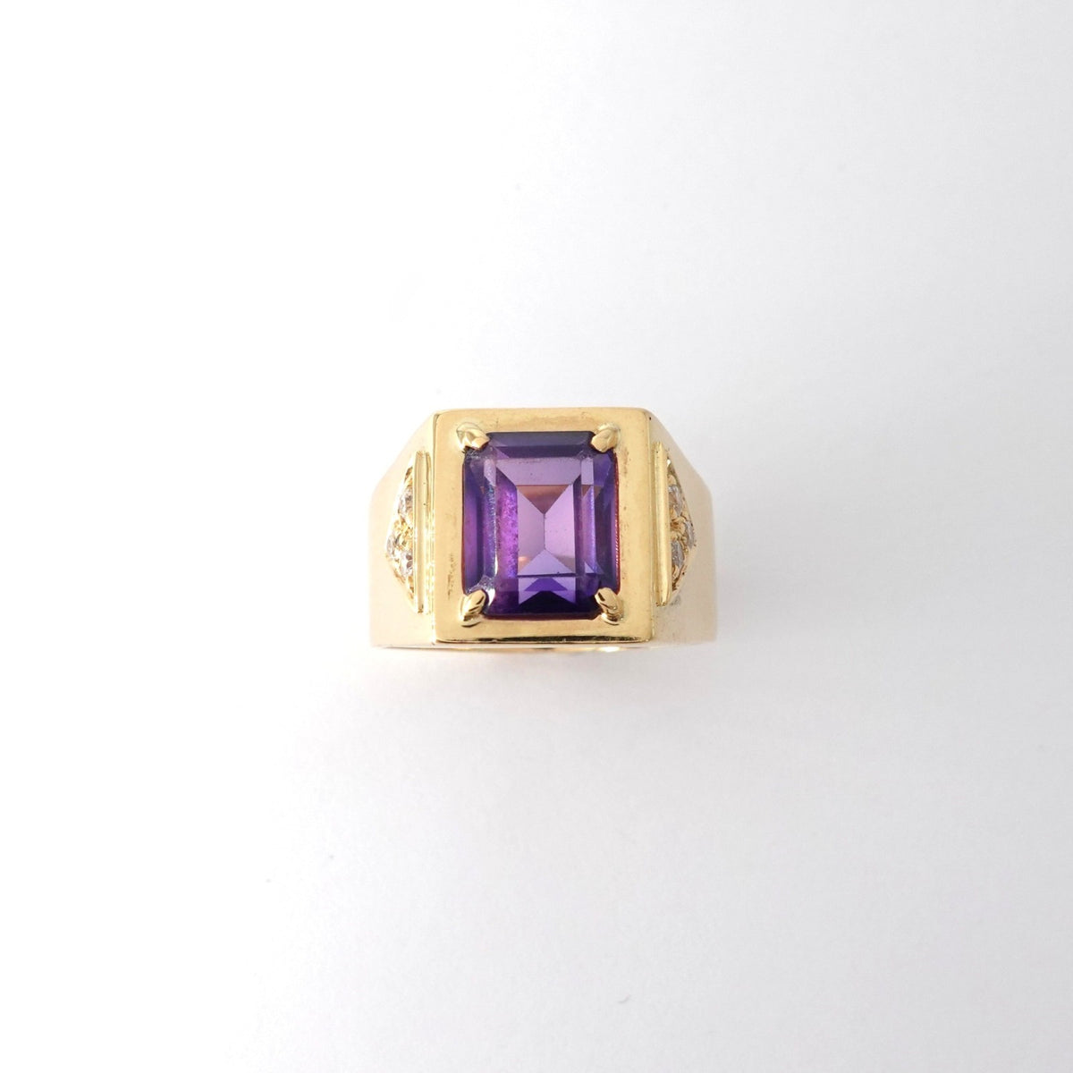 Anello con ametista e Zirconi