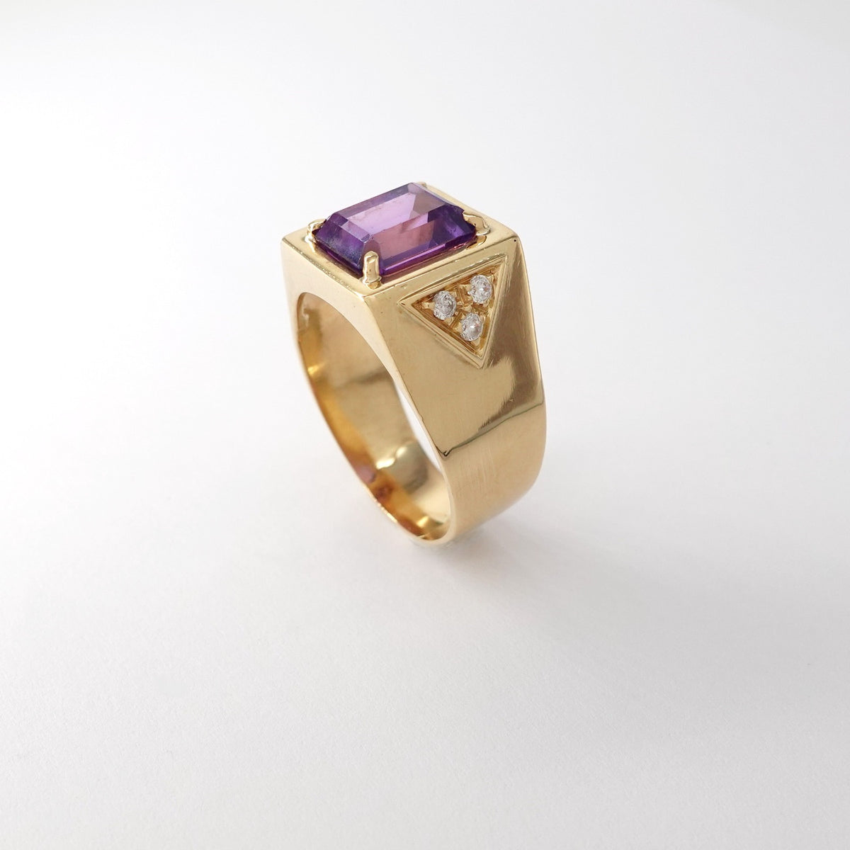 Anello con ametista e Zirconi