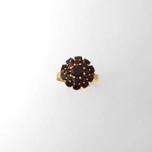Anello  con granati