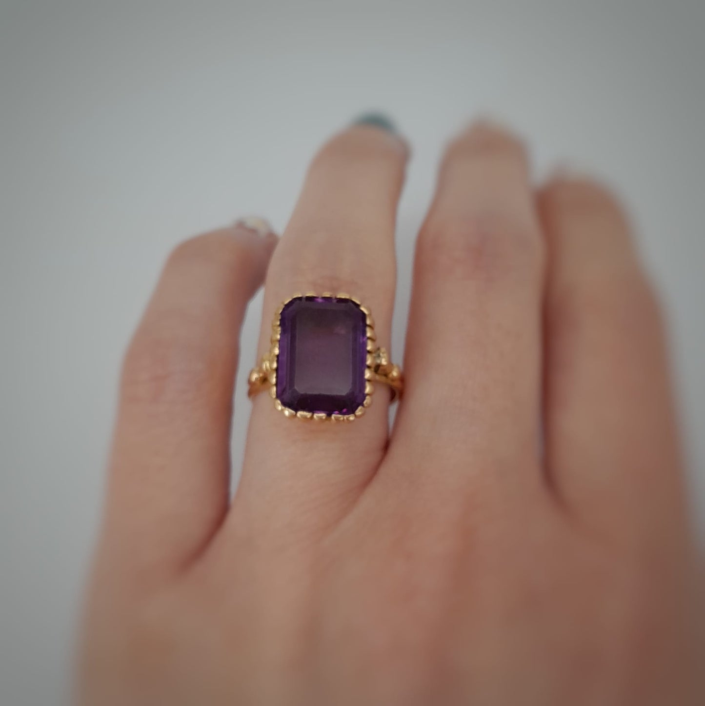 Anello  con ametista