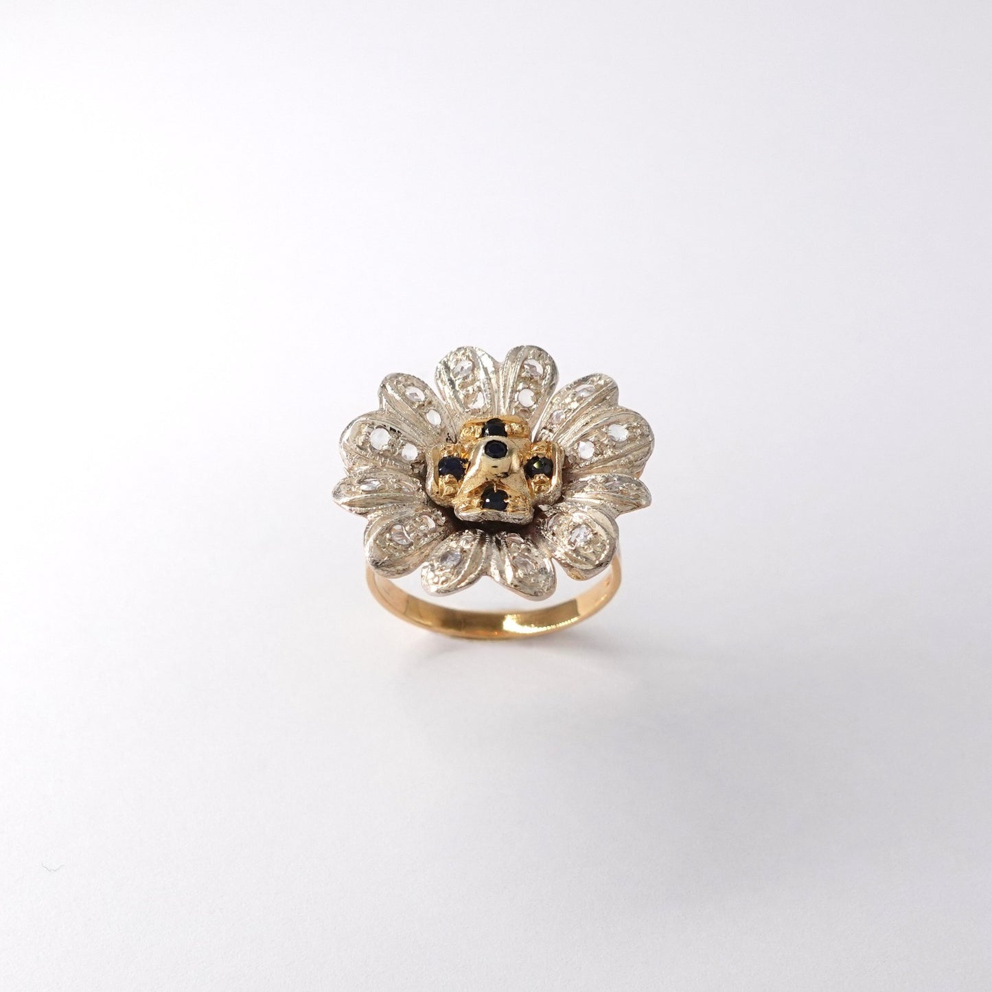Anello fiore