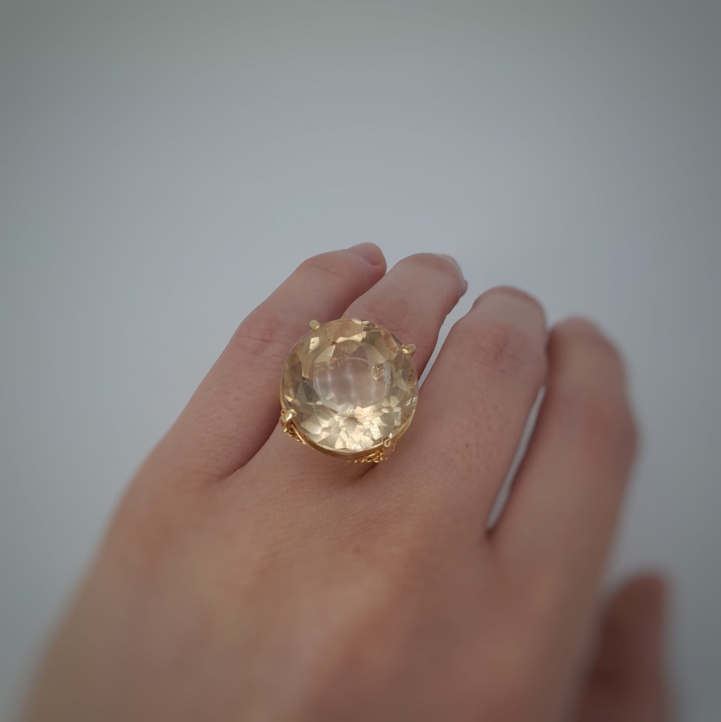 Anello  con quarzo citrino