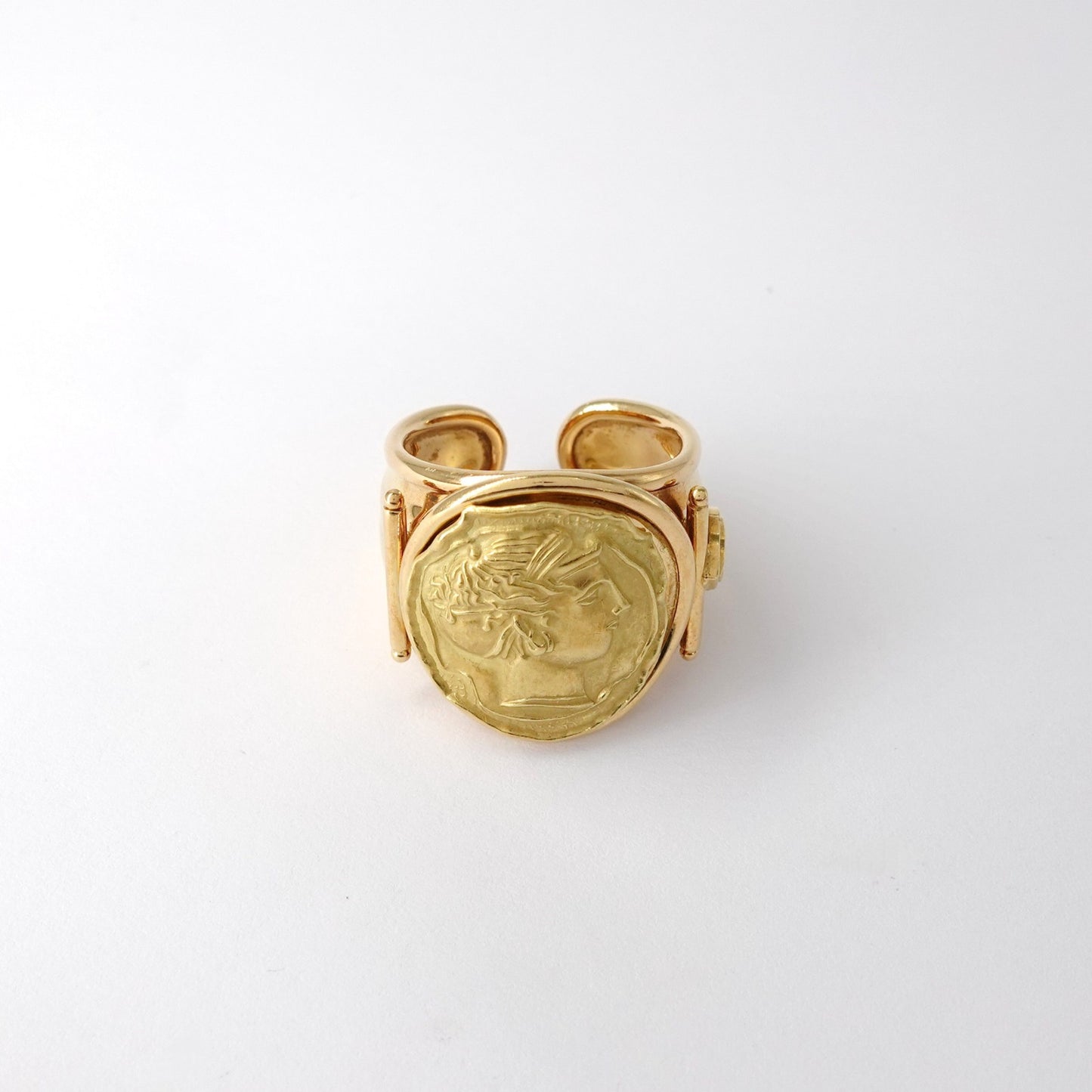 Anello con cammeo