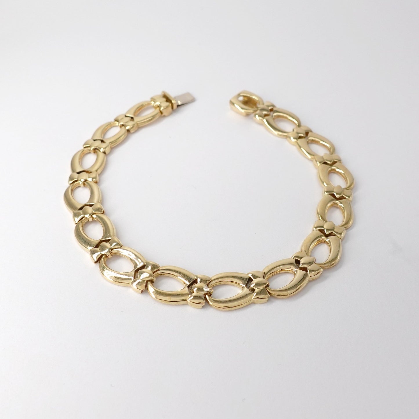 Bracciale  a maglia piatta semirigida