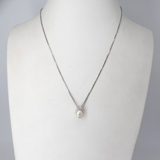 Collana  con Perla e Diamanti