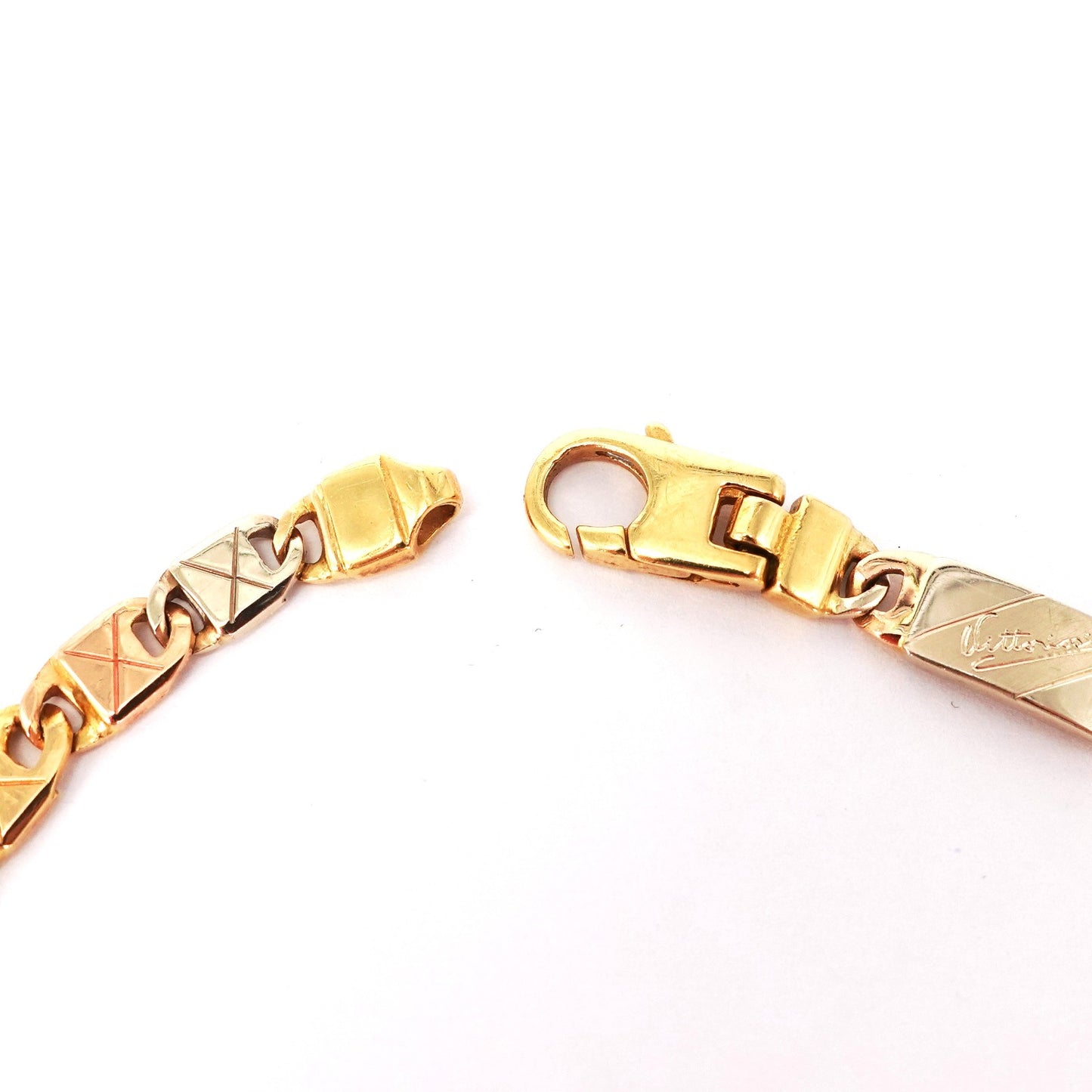 Bracciale nei tre colori dell'oro