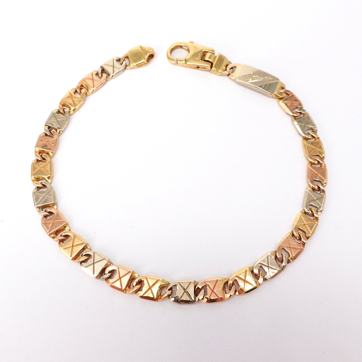 Bracciale nei tre colori dell'oro